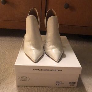 Steve Madden Dolly White Croco shoes.